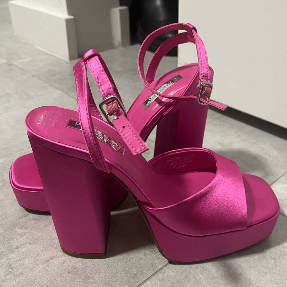 Light pink heels - sandals